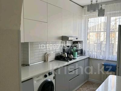 4-комнатная квартира · 64 м² · 2/5 этаж, Ибатова — Бц мир за 230 000 〒 в Актобе