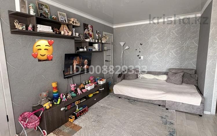 2-комнатная квартира · 48 м² · 2/5 этаж, 1 микрорайон 26 за 9 млн ₸ в Лисаковске — фото 2