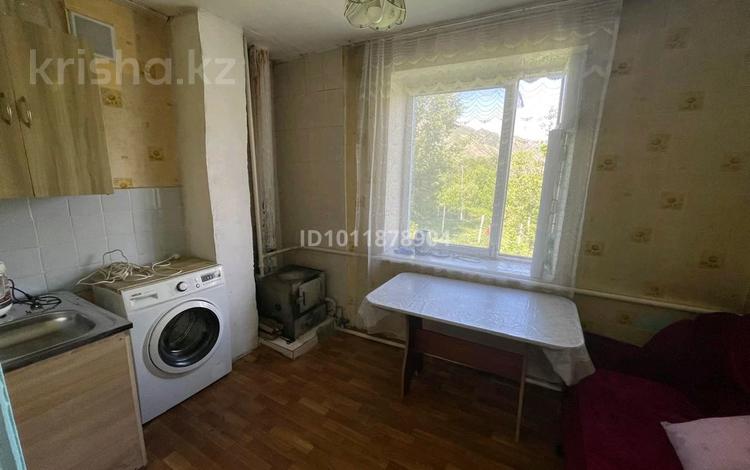 1-бөлмелі пәтер · 42.8 м² · 3/3 қабат, ул. Бейбитшилик 55, бағасы: 2.5 млн ₸ в Жетысу обл. — фото 2