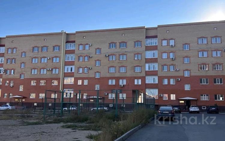 2-комнатная квартира · 100 м² · 5/5 этаж, мкр. Алтын орда 41 в /3 за 21.7 млн 〒 в Актобе — фото 2