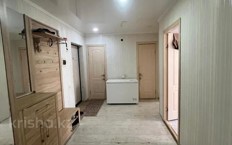 2-комнатная квартира · 61.3 м² · 2/5 этаж, мкр. Алтын орда, мустафа шокай за 23 млн ₸ в Актобе — фото 2