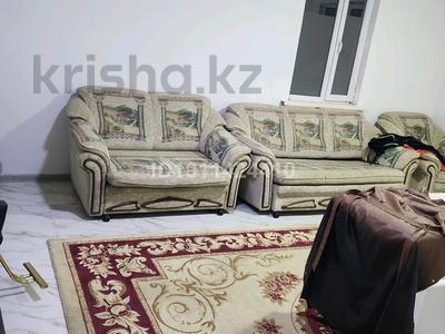 Дом · 4 комнаты · 120 м², мкр Тастак-1 за 30 000 ₸ в Алматы, Ауэзовский р-н