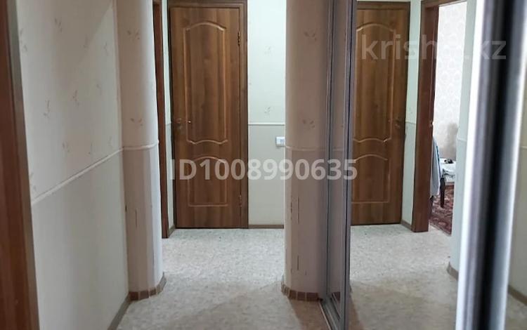 3-бөлмелі пәтер · 64.7 м² · 8/9 қабат, Ибраева 152, бағасы: 33 млн ₸ в Семее — фото 2