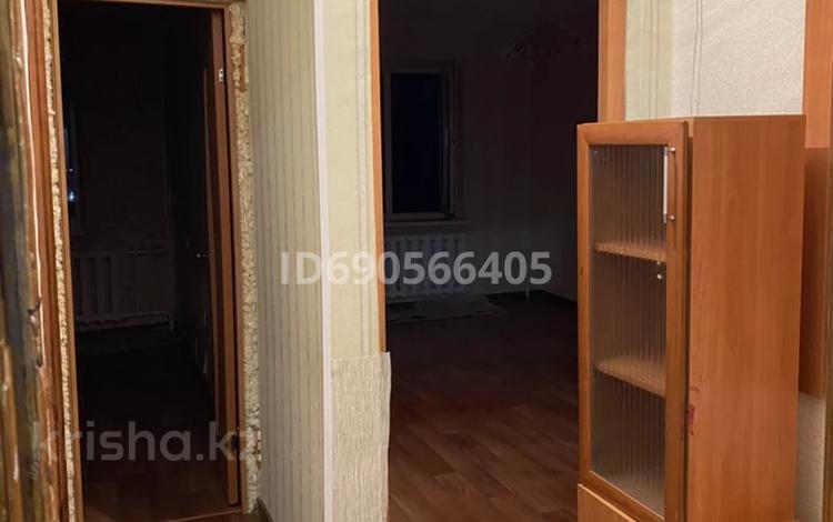 1-комнатная квартира, 39.2 м², 9/10 этаж, донецкая 8 за 13.5 млн 〒 в Павлодаре — фото 2