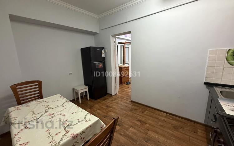 1-бөлмелі пәтер · 41 м² · 2/5 қабат, мкр Мамыр-1 18, бағасы: 200 000 ₸ в Алматы, Ауэзовский р-н — фото 2