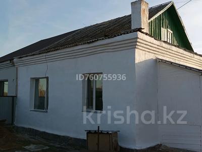 Отдельный дом · 2 комнаты · 43 м² · 10 сот., мкр Михайловка , Петровского за 8.5 млн 〒 в Караганде, Казыбек би р-н