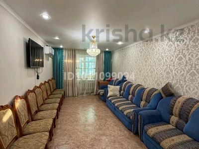 3-комнатная квартира · 58 м² · 5/5 этаж, Сейфуллина 27 — Самаз, строймарт, школа садик все рядом за 14 млн 〒 в Жезказгане