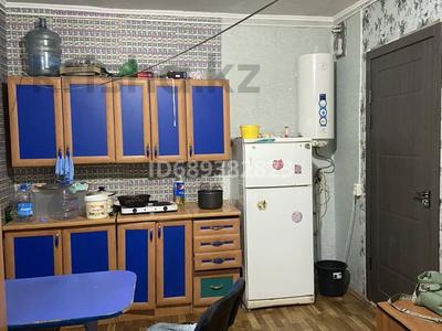 Продажа квартир в Западно-Казахстанской обл.: 1-комнатная квартира, 21 м², 1/9 этаж, Абая 102 за 5 млн 〒 1-комнатная квартира, 21 м², 1/9 этаж, Абая 102 за 5 млн 〒 в Уральске