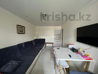 2-комнатная квартира · 48 м² · 3/5 этаж, мкр Юго-Восток, Республики 16 за 18 млн ₸ в Караганде, Казыбек би р-н