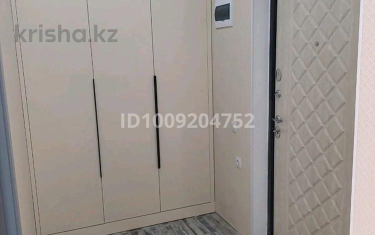 2-бөлмелі пәтер · 52 м² · 5/10 қабат, мкр Юго-Восток, Микрорайон Байкена Ашимова 21 — Напротив Караг. обласного суда, Караганда Арена, бағасы: 250 000 ₸ в Казыбек би р-н — фото 2