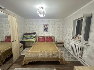 Отдельный дом · 7 комнат · 200 м² · 5 сот., Атшабарова за 42 млн ₸ в Коксай (пути Ильича)