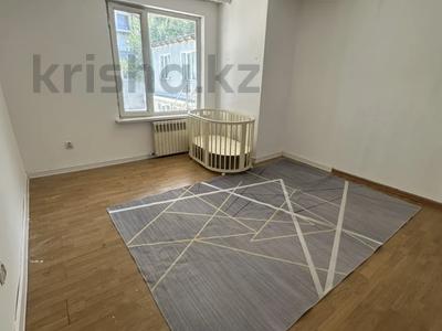 Еркін, кеңселер, қоймалар, сұлулық салондары, фитнес және спорт, медорталықтар мен дәріханалар, ойын-сауық, кабинеттер және жұмыс орындары, студиялар · 75 м², бағасы: 300 000 ₸ в Алматы, Бостандыкский р-н