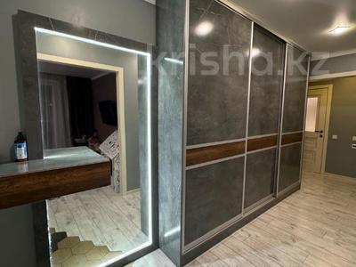 3-бөлмелі пәтер · 63 м² · 4/5 қабат, Камзина 12, бағасы: 21.5 млн ₸ в Аксу