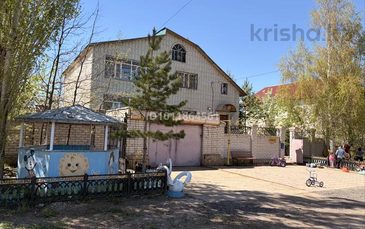 Жеке үй · 5 бөлме · 350 м² · 10 сот., Мкр. Отрадный 251, бағасы: 60 млн ₸ в Темиртау — фото 2