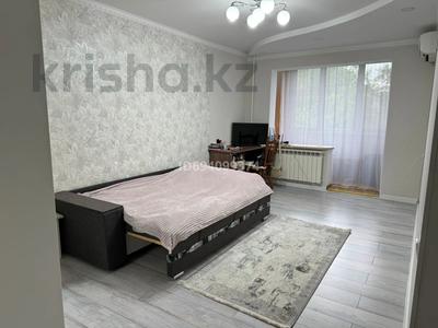 1-комнатная квартира, 31 м², 3/5 этаж, мкр Орбита-3 1 за 28 млн 〒 в Алматы, Бостандыкский р-н