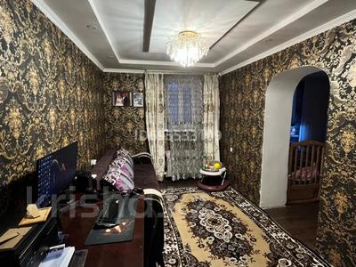 Отдельный дом · 5 комнат · 117 м² · 7 сот., мкр Михайловка , Армейская 22 — Михайловский рынок, алея Цоя за 30 млн 〒 в Караганде, Казыбек би р-н