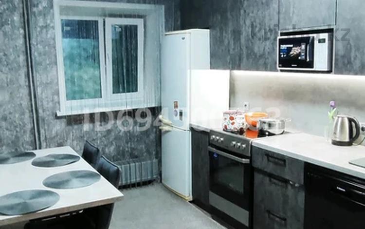 3-комнатная квартира · 67.8 м² · 1/2 этаж, Рудная — Магазин Ивушка за 12 млн ₸ в Алтае — фото 6