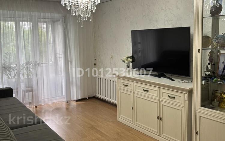 3-бөлмелі пәтер · 59 м² · 5/5 қабат, Бухар-Жырау 77 — 45 квартал, бағасы: 25 млн ₸ в Караганде, Казыбек би р-н — фото 2