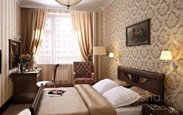 1-комнатная квартира, 60 м², 3/9 этаж посуточно, проспект Шакарима 37 — Шугаева за 8 000 〒 в Семее — фото 2