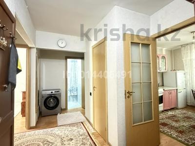 3-комнатная квартира · 70 м² · 3/5 этаж, мкр Тастак-2, Тургут Озала 47 — Райымбека, Тургут Озала за 350 000 ₸ в Алматы, Алмалинский р-н