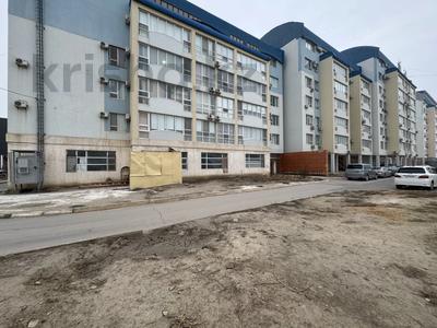 3-комнатная квартира, 127.2 м², 4/6 этаж, Сатпаева 39В за 35 млн 〒 в Атырау