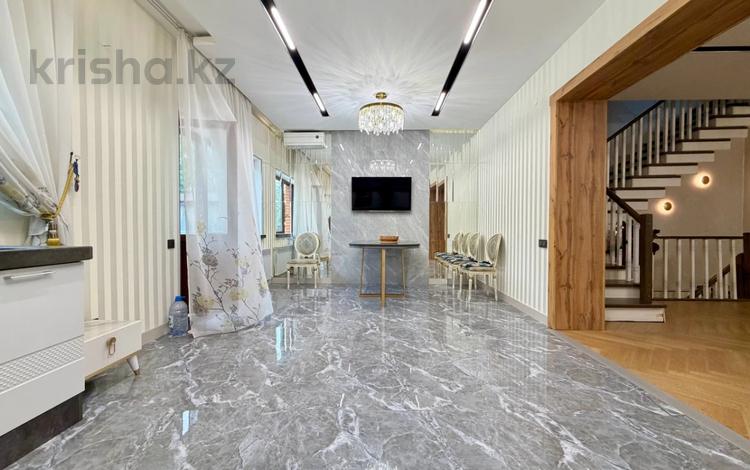 Үйдің бір бөлігі · 5 бөлме · 200 м² · 6 жүзд., Туран 21/2, бағасы: 175 млн ₸ в Астане, Нура р-н — фото 25