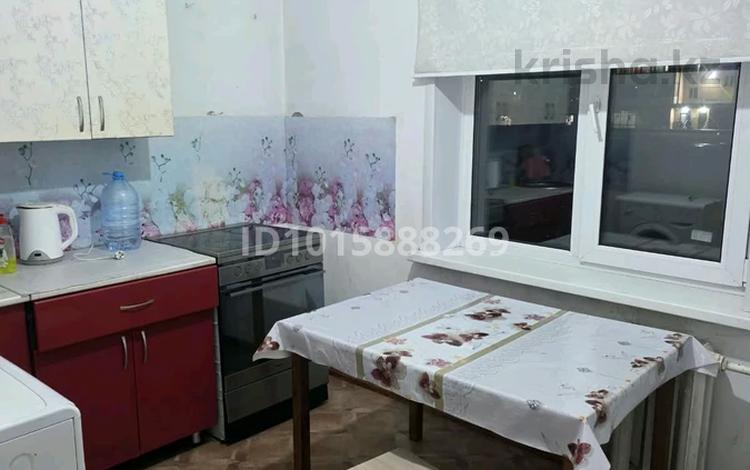 2-комнатная квартира · 50 м² · 2/9 этаж, Утепова 41 за 160 000 ₸ в Усть-Каменогорске — фото 9