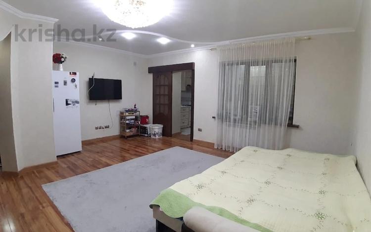 3-бөлмелі пәтер · 64 м² · 1/5 қабат, Абая, бағасы: 28.8 млн ₸ в Таразе — фото 2