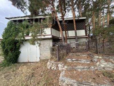 Отдельный дом · 4 комнаты · 180 м² · 2.5 сот., База отдыха за 33 млн ₸ в Новой бухтарме