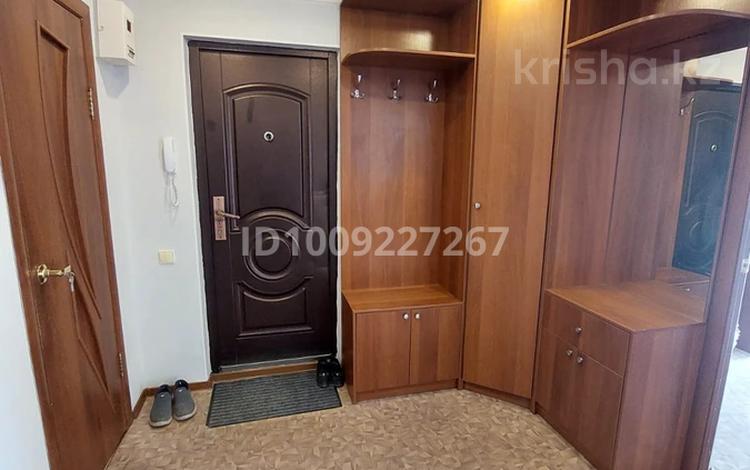 3-бөлмелі пәтер · 64 м² · 2/5 қабат, Шукир Еркинова 21а, бағасы: 18.5 млн ₸ в Атырау, мкр Привокзальный-3А — фото 4
