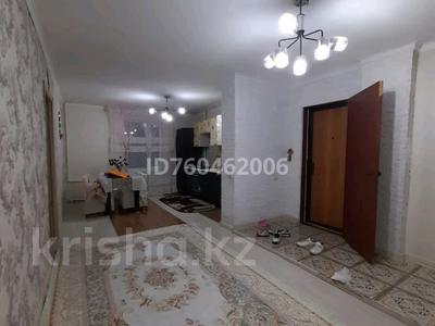2-комнатная квартира · 76.7 м² · 4/10 этаж, Набережная 86 за 18.9 млн ₸ в Актобе, мкр. Курмыш