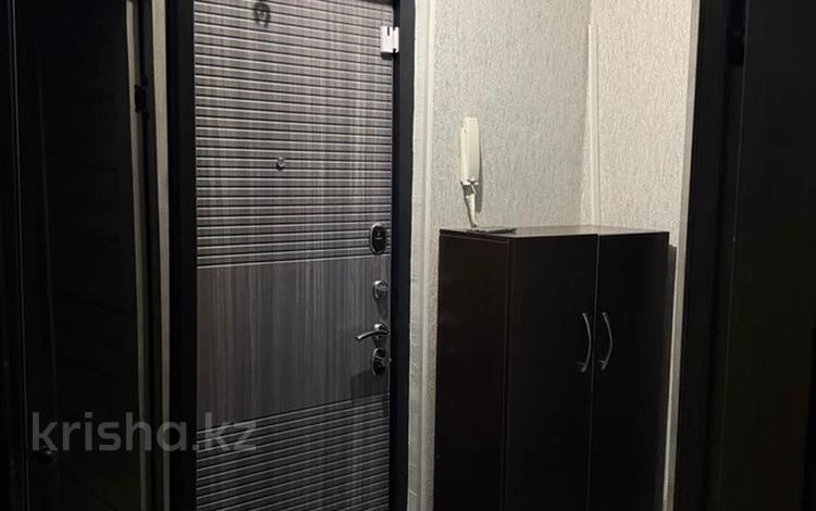 2-бөлмелі пәтер · 41.7 м² · 3/5 қабат, Ақсай-3 ш/а. 10А, бағасы: 25 млн ₸ в Алматы, Ауэзовский р-н — фото 2