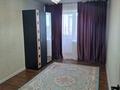 2-бөлмелі пәтер · 63 м² · 9/10 қабат, Набережная ул. 79А, бағасы: 150 000 ₸ в Актобе, мкр Акжар — фото 2