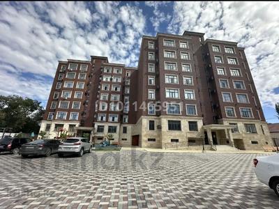 2-бөлмелі пәтер · 75 м² · 1/7 қабат, Нуртас Ондасынов 16, бағасы: 450 000 ₸ в Атырау, мкр Жилгородок