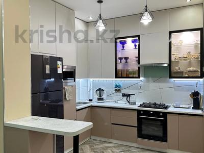 3-комнатная квартира · 110 м² · 9/10 этаж, Кулманова 35 за 800 000 〒 в Атырау