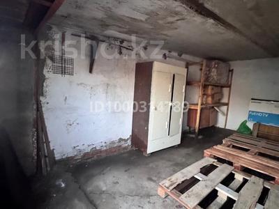 Гараждар мен тұрақтар в Костанайской обл.: Гараж · 17.5 м² · Текстильщиков — 3 поликлиника, бағасы: 1.2 млн 〒 Гараж · 17.5 м² · Текстильщиков — 3 поликлиника, бағасы: 1.2 млн 〒 в Костанае