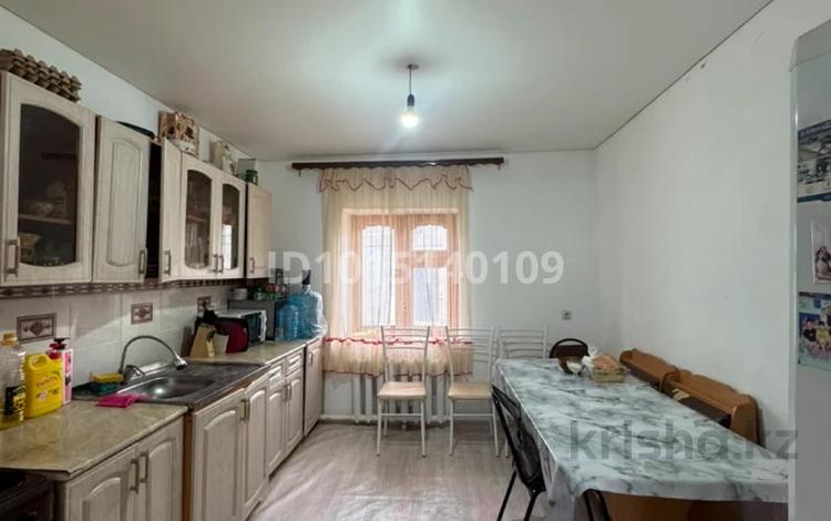 Отдельный дом · 4 комнаты · 156 м² · 7 сот., Торговая база за 28 млн ₸ в Атырау, мкр Жилгородок — фото 2