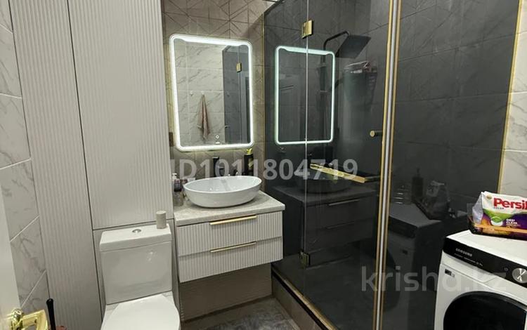 2-комнатная квартира · 77 м² · 5/5 этаж, мкр Астана за 31 млн ₸ в Уральске — фото 2