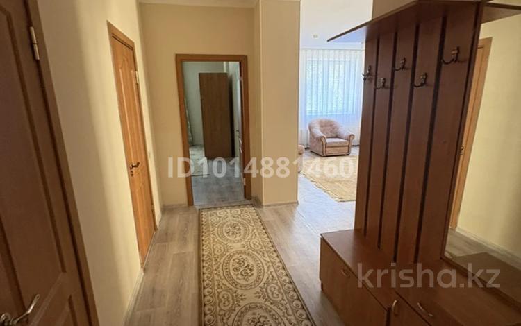 2-комнатная квартира · 70 м² · 4/14 этаж, Торайгырова 25 за 300 000 ₸ в Алматы, Бостандыкский р-н — фото 2