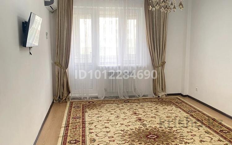 2-комнатная квартира · 61 м² · 1/5 этаж, Нұрсая ш.а. 108 за 180 000 ₸ в Атырау, мкр Авангард-2 — фото 2