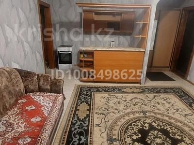 2-бөлмелі пәтер · 42 м² · 4/10 қабат, Жамакаева 153 — 72 квартал., бағасы: 170 000 〒 в Семее