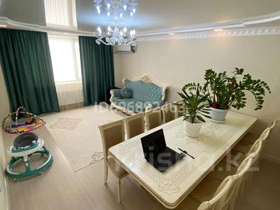 3-бөлмелі пәтер, 84 м², 4/5 қабат, мкр Береке, Нет 15, бағасы: 35 млн 〒 в Атырау, мкр Береке