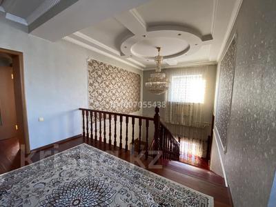 Дом · 8 комнат · 400 м², мкр Уркер, Дауылпаз 6 — Ситорага карама карсы за 65 000 〒 в Астане, Нура р-н