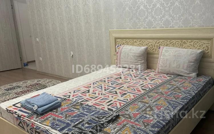 1-комнатная квартира · 44 м² · 6/9 этаж, мкр Нурсая 120 за 160 000 ₸ в Атырау — фото 8