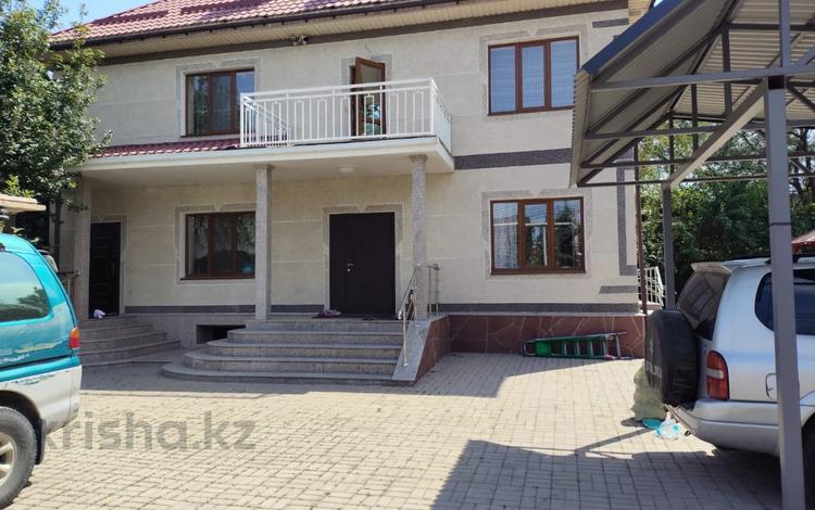 Отдельный дом · 6 комнат · 300 м² · 9 сот., мкр Баганашыл 69 за 1.2 млн ₸ в Алматы, Бостандыкский р-н — фото 17