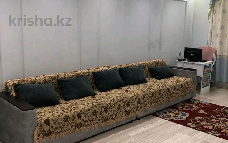 2-комнатная квартира · 70 м² · 9/10 этаж, Базовая 2/4 за 35.5 млн 〒 в Усть-Каменогорске — фото 2