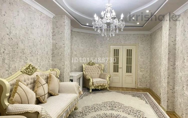 3-бөлмелі пәтер · 101 м² · 10/20 қабат, Туркестан 10, бағасы: 75 млн ₸ в Астане, Есильский р-н — фото 2