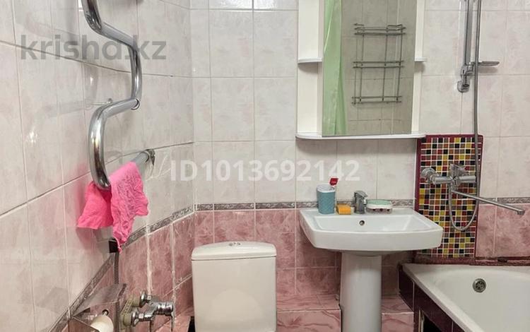 1-бөлмелі пәтер · 42 м² · 6/9 қабат, Розыбакиева 145 — Басенова, бағасы: 250 000 ₸ в Алматы, Бостандыкский р-н — фото 2