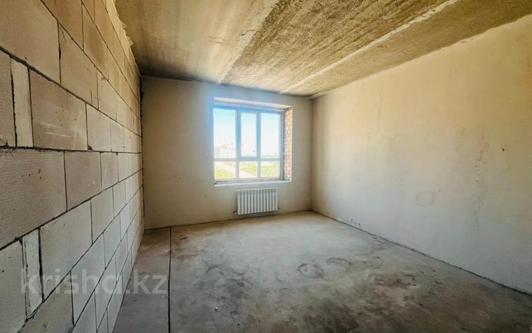 2-комнатная квартира · 63.9 м² · 3/6 этаж, Майкудук за 24.5 млн ₸ в Караганде, Алихана Бокейханова р-н — фото 2
