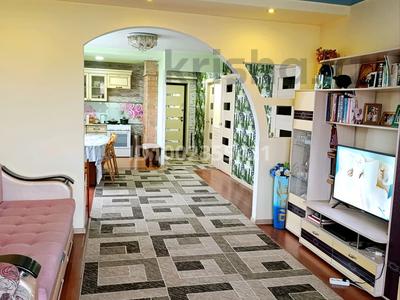 Отдельный дом · 4 комнаты · 200 м² · 10 сот., Бауыржан Момышулы 192/А — Возле хим.комбината за 41 млн 〒 в Кокшетау